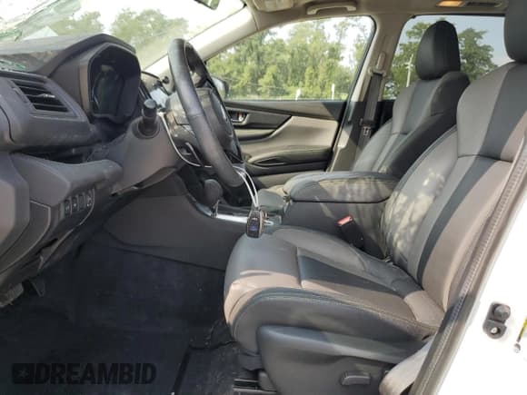 ✅ 2024 Subaru Ascent Onyx • VIN: 4S4WMAHD2R3429823 • Lot: 67525595. Listed on Copart with 30,117 mi. Free auction sales archive from the USA and detailed vehicle history report at DreamBid. Image 7.