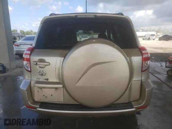 ✅ 2011 Toyota RAV4 Limited • VIN: 2T3YF4DV0BW074113 • Lot: 87377825. Listed on Copart with 123,412 mi. Free auction sales archive from the USA and detailed vehicle history report at DreamBid. Image 6.