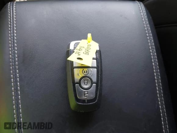 ✅ 2024 Ford Explorer Limited • VIN: 1FMSK7FH2RGA02745 • Lot: 42187491. Wystawiony na IAAI z przebiegiem 33 480 mil. Bezpłatny archiwum sprzedaży aukcyjnych z USA i szczegółowy raport historii pojazdu na DreamBid. Zdjęcie 11.