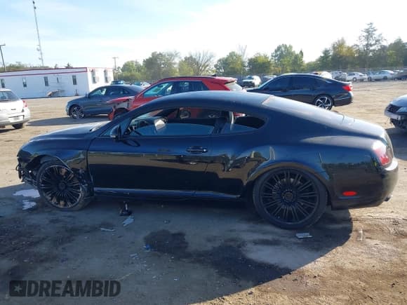 ✅ 2010 Bentley Continental GT • VIN: SCBCP7ZAXAC066426 • Lot: 43333931. Listed on IAAI with 69,839 mi. Free auction sales archive from the USA and detailed vehicle history report at DreamBid. Image 15.