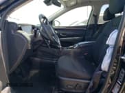 ✅ 2022 Hyundai Tucson SEL • VIN: 5NMJF3AE0NH092362 • Lot: 60678403. Wystawiony na Copart z przebiegiem 22 383 mil. Bezpłatny archiwum sprzedaży aukcyjnych z USA i szczegółowy raport historii pojazdu na DreamBid. Zdjęcie 7.