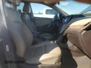 ✅ 2014 Hyundai Santa Fe • VIN: 5XYZU3LA9EG194711 • Лот: 87128495. Опубликован ранее на Copart с пробегом 216 264 миль. Бесплатный доступ к архиву аукционных продаж из США и подробный отчёт об истории автомобиля на DreamBid. Изображение 7.