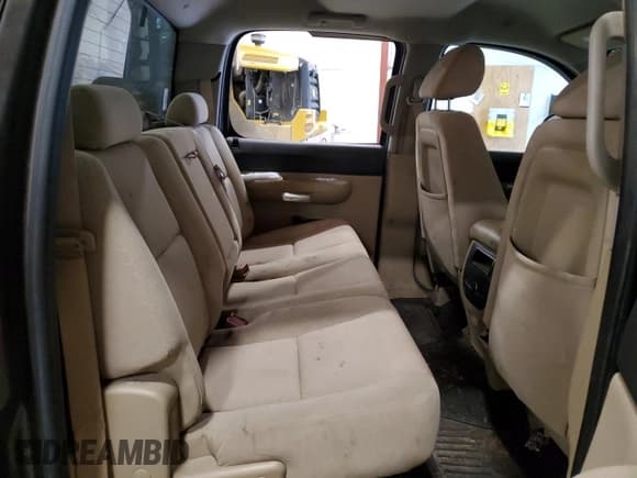 ✅ 2007 Chevrolet Silverado 2500HD LTZ • VIN: 1GCHK23697F512744 • Lot: 42670505. Wystawiony na Copart z przebiegiem Nie podano. Bezpłatny archiwum sprzedaży aukcyjnych z USA i szczegółowy raport historii pojazdu na DreamBid. Zdjęcie 10.