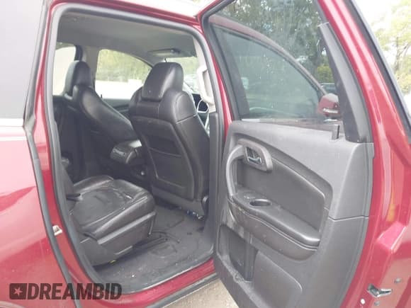 ✅ 2010 Chevrolet Traverse 2LT • VIN: 1GNLRGED3AJ209193 • Lot: 43428244. Listed on IAAI with 140,670 mi. Free auction sales archive from the USA and detailed vehicle history report at DreamBid. Image 8.