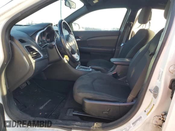 ✅ 2013 Dodge Avenger SXT • VIN: 1C3CDZCB5DN661376 • Лот: 89141175. Опубликован ранее на Copart с пробегом 138 380 миль. Бесплатный доступ к архиву аукционных продаж из США и подробный отчёт об истории автомобиля на DreamBid. Изображение 7.