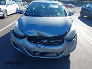 2013 Hyundai Elantra GLS z VIN KMHDH4AEXDU578323, wystawiony jako IAAI lot #43467138 z przebiegiem 153 123 mil mil oraz . Historia ofert i sprzedaży dostępna na DreamBid. Obrazek 6.