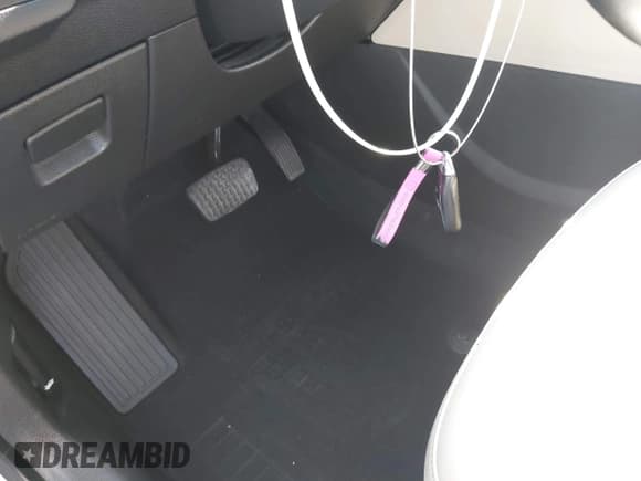 ✅ 2019 Buick Envision Essence • VIN: LRBFXCSA8KD012999 • Лот: 42423936. Опубликован ранее на IAAI с пробегом 91 321 миль. Бесплатный доступ к архиву аукционных продаж из США и подробный отчёт об истории автомобиля на DreamBid. Изображение 11.