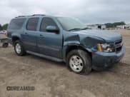 ✅ 2009 Chevrolet Suburban 1LT • VIN: 1GNFK26329R240619 • Lot: 60556915. Wystawiony na Copart z przebiegiem 118 359 mil. Bezpłatny archiwum sprzedaży aukcyjnych z USA i szczegółowy raport historii pojazdu na DreamBid. Zdjęcie 4.