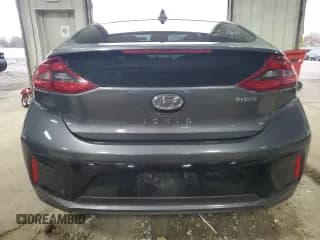 ✅ 2017 Hyundai Ioniq Limited • VIN: KMHC85LC7HU020819 • Lot: 53632155. Wystawiony na Copart z przebiegiem 72 404 mil. Bezpłatny archiwum sprzedaży aukcyjnych z USA i szczegółowy raport historii pojazdu na DreamBid. Zdjęcie 6.