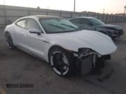 ✅ 2022 Porsche Taycan • VIN: WP0AA2Y10NSA13775 • Lot: 40645854. Wystawiony na IAAI z przebiegiem 19 149 mil. Bezpłatny archiwum sprzedaży aukcyjnych z USA i szczegółowy raport historii pojazdu na DreamBid. Zdjęcie 1.