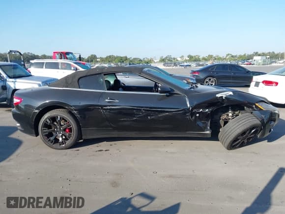 ✅ 2011 Maserati GranTurismo • VIN: ZAM45KMA5B0055138 • Лот: 43737578. Опубликован ранее на IAAI с пробегом 53 980 миль. Бесплатный доступ к архиву аукционных продаж из США и подробный отчёт об истории автомобиля на DreamBid. Изображение 13.