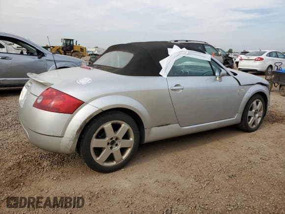 ✅ 2001 Audi TT • VIN: TRUTX28N711048181 • Лот: 67550315. Опубликован ранее на Copart с пробегом 206 887 миль. Бесплатный доступ к архиву аукционных продаж из США и подробный отчёт об истории автомобиля на DreamBid. Изображение 3.