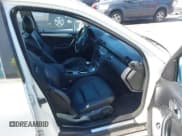 ✅ 2005 Mercedes-Benz C 230 Kompressor • VIN: WDBRF40J15F663425 • Lot: 43230038. Wystawiony na IAAI z przebiegiem 285 592 mil. Bezpłatny archiwum sprzedaży aukcyjnych z USA i szczegółowy raport historii pojazdu na DreamBid. Zdjęcie 5.