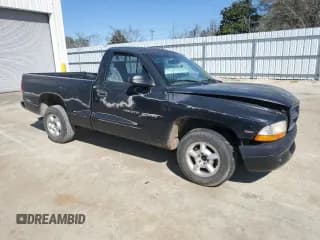 ✅ 2000 Dodge Dakota • VIN: 1B7FL26P6YS582901 • Lot: 49786315. Wystawiony na Copart z przebiegiem 165 727 mil. Bezpłatny archiwum sprzedaży aukcyjnych z USA i szczegółowy raport historii pojazdu na DreamBid. Zdjęcie 4.