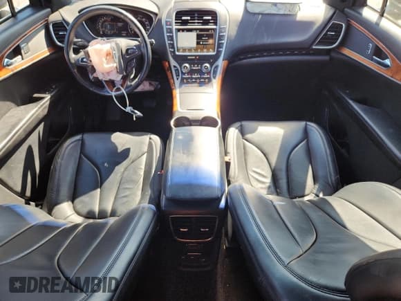 ✅ 2016 Lincoln MKX Reserve • VIN: 2LMTJ8LRXGBL74403 • Lot: 89695075. Listed on Copart with 61,836 mi. Free auction sales archive from the USA and detailed vehicle history report at DreamBid. Image 8.