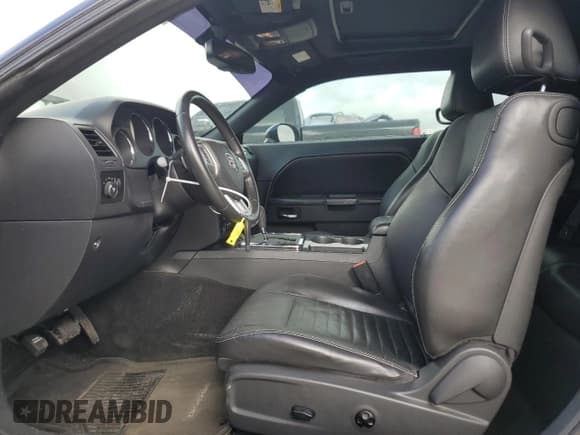 ✅ 2011 Dodge Challenger • VIN: 2B3CJ4DGXBH515547 • Lot: 84886434. Wystawiony na Copart z przebiegiem 138 296 mil. Bezpłatny archiwum sprzedaży aukcyjnych z USA i szczegółowy raport historii pojazdu na DreamBid. Zdjęcie 7.