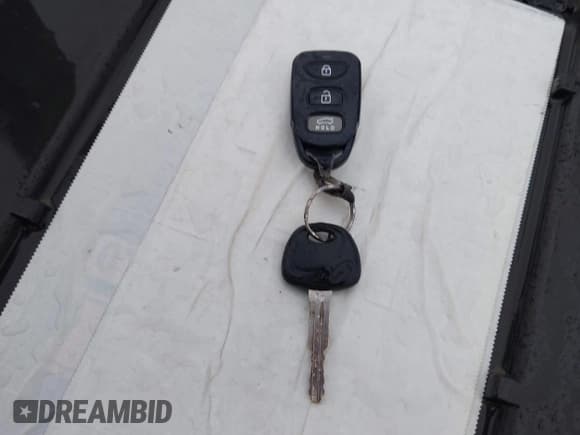 ✅ 2018 Hyundai Elantra SE • VIN: KMHD74LF3JU472770 • Lot: 43541590. Listed on IAAI with 138,531 mi. Free auction sales archive from the USA and detailed vehicle history report at DreamBid. Image 11.