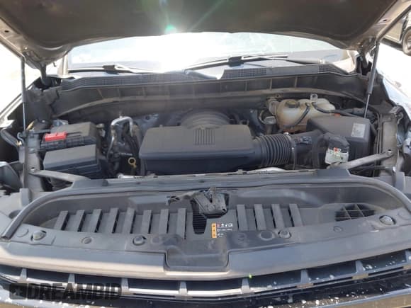 ✅ 2020 Chevrolet Silverado 1500 LT Trail Boss • VIN: 1GCPYFED7LZ215543 • Lot: 42736286. Wystawiony na IAAI z przebiegiem 56 435 mil. Bezpłatny archiwum sprzedaży aukcyjnych z USA i szczegółowy raport historii pojazdu na DreamBid. Zdjęcie 10.