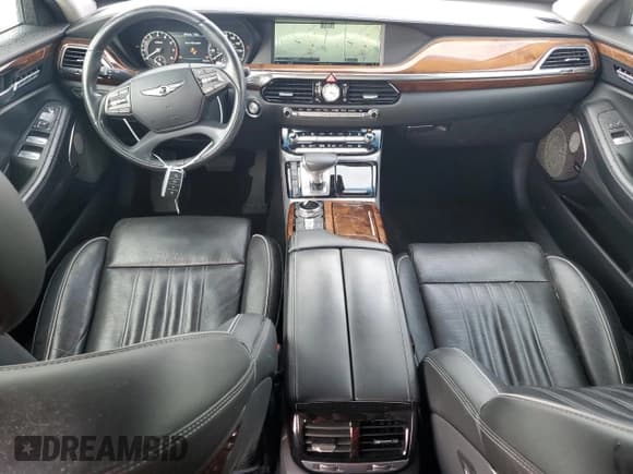 ✅ 2017 Genesis G90 Premium • VIN: KMHG34JA4HU027187 • Lot: 68903065. Wystawiony na Copart z przebiegiem 70 227 mil. Bezpłatny archiwum sprzedaży aukcyjnych z USA i szczegółowy raport historii pojazdu na DreamBid. Zdjęcie 8.