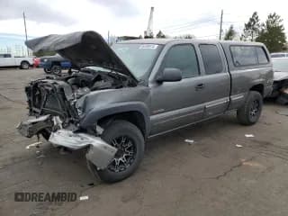 ✅ 2001 Chevrolet Silverado 1500 LS • VIN: 2GCEK19V211377553 • Лот: 86599914. Опубликован ранее на Copart с пробегом Не указан. Бесплатный доступ к архиву аукционных продаж из США и подробный отчёт об истории автомобиля на DreamBid. Изображение 1.