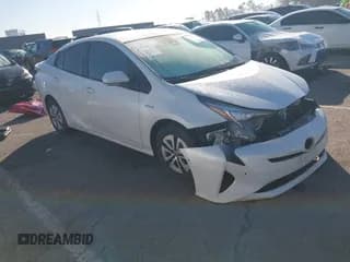 ✅ 2018 Toyota Prius Two • VIN: JTDKBRFU5J3071700 • Лот: 43774503. Опубликован ранее на IAAI с пробегом 88 628 миль. Бесплатный доступ к архиву аукционных продаж из США и подробный отчёт об истории автомобиля на DreamBid. Изображение 1.