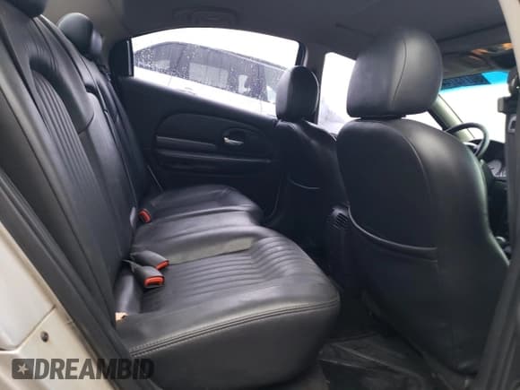 ✅ 2003 Chrysler 300M M • VIN: 2C3HE76K43H573459 • Lot: 80713744. Wystawiony na Copart z przebiegiem 173 467 mil. Bezpłatny archiwum sprzedaży aukcyjnych z USA i szczegółowy raport historii pojazdu na DreamBid. Zdjęcie 10.