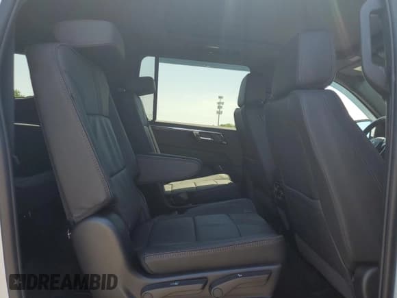 ✅ 2025 Chevrolet Suburban RST • VIN: 1GNS6ERLXSR271347 • Lot: 67506315. Listed on Copart with Not provided. Free auction sales archive from the USA and detailed vehicle history report at DreamBid. Image 11.