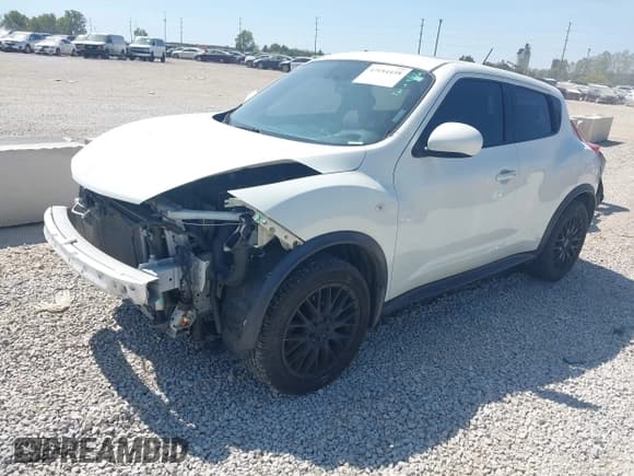 ✅ 2011 Nissan Juke SL • VIN: JN8AF5MV0BT015903 • Lot: 43184458. Wystawiony na IAAI z przebiegiem 162 233 mil. Bezpłatny archiwum sprzedaży aukcyjnych z USA i szczegółowy raport historii pojazdu na DreamBid. Zdjęcie 2.