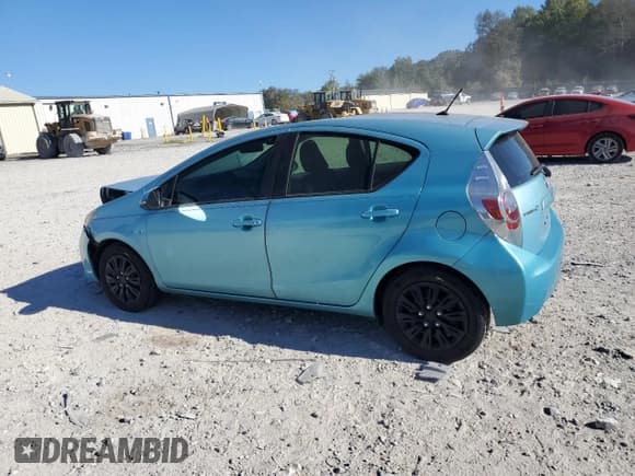 ✅ 2013 Toyota Prius Two • VIN: JTDKDTB36D1043456 • Лот: 82376355. Опубликован ранее на Copart с пробегом 187 304 миль. Бесплатный доступ к архиву аукционных продаж из США и подробный отчёт об истории автомобиля на DreamBid. Изображение 2.