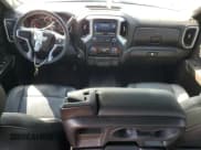 ✅ 2020 Chevrolet Silverado 1500 LT • VIN: 3GCUYDED1LG419469 • Lot: 71746824. Wystawiony na Copart z przebiegiem 47 029 mil. Bezpłatny archiwum sprzedaży aukcyjnych z USA i szczegółowy raport historii pojazdu na DreamBid. Zdjęcie 8.