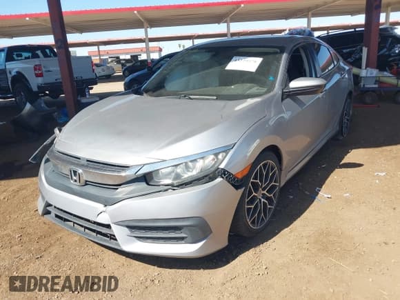 ✅ 2017 Honda Civic LX • VIN: 19XFC2F5XHE065330 • Lot: 43229378. Wystawiony na IAAI z przebiegiem 168 567 mil. Bezpłatny archiwum sprzedaży aukcyjnych z USA i szczegółowy raport historii pojazdu na DreamBid. Zdjęcie 16.