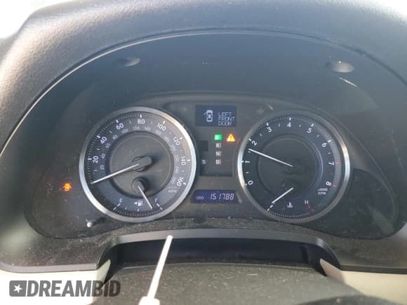 ✅ 2011 Lexus IS 250 • VIN: JTHCF5C23B5048084 • Lot: 86702685. Wystawiony na Copart z przebiegiem 151 788 mil. Bezpłatny archiwum sprzedaży aukcyjnych z USA i szczegółowy raport historii pojazdu na DreamBid. Zdjęcie 9.