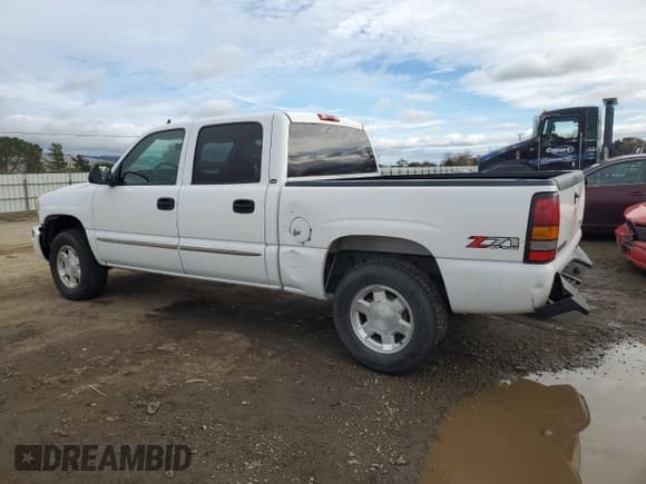 ✅ 2006 GMC Sierra 1500 SLE2 • VIN: 2GTEK13T861209835 • Lot: 86403594. Wystawiony na Copart z przebiegiem 157 558 mil. Bezpłatny archiwum sprzedaży aukcyjnych z USA i szczegółowy raport historii pojazdu na DreamBid. Zdjęcie 2.