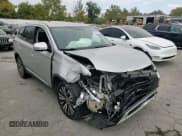 ✅ 2019 Mitsubishi Outlander ES • VIN: JA4AZ3A39KJ001756 • Лот: 86681785. Опубликован ранее на Copart с пробегом Не указан. Бесплатный доступ к архиву аукционных продаж из США и подробный отчёт об истории автомобиля на DreamBid. Изображение 13.