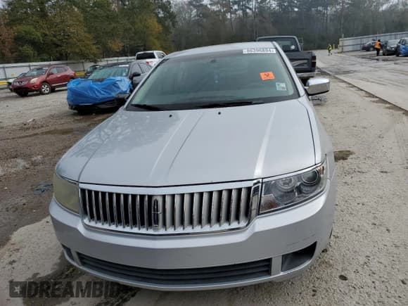 ✅ 2006 Lincoln Zephyr • VIN: 3LNHM26196R668824 • Lot: 86396894. Wystawiony na Copart z przebiegiem 155 784 mil. Bezpłatny archiwum sprzedaży aukcyjnych z USA i szczegółowy raport historii pojazdu na DreamBid. Zdjęcie 5.