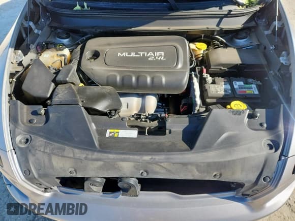 ✅ 2014 Jeep Cherokee Latitude • VIN: 1C4PJLCB2EW168558 • Lot: 92638365. Wystawiony na Copart z przebiegiem 163 556 mil. Bezpłatny archiwum sprzedaży aukcyjnych z USA i szczegółowy raport historii pojazdu na DreamBid. Zdjęcie 12.