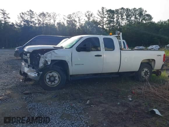 ✅ 2013 Chevrolet Silverado 2500HD Work Truck • VIN: 1GC2KVCG2DZ385023 • Lot: 42302809. Wystawiony na IAAI z przebiegiem 311 928 mil. Bezpłatny archiwum sprzedaży aukcyjnych z USA i szczegółowy raport historii pojazdu na DreamBid. Zdjęcie 14.