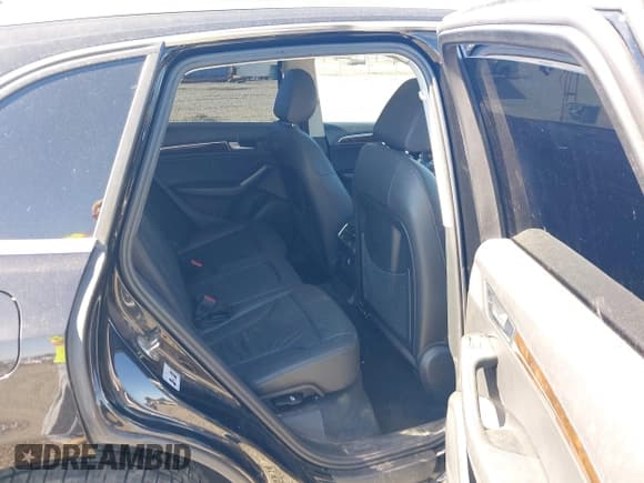 ✅ 2015 Audi Q5 Premium • VIN: WA1CFAFP5FA104888 • Лот: 43225271. Опубликован ранее на IAAI с пробегом 147 962 миль. Бесплатный доступ к архиву аукционных продаж из США и подробный отчёт об истории автомобиля на DreamBid. Изображение 8.