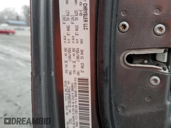 ✅ 2009 Dodge 1500 SLT • VIN: 1D3HB18P89S782139 • Lot: 45051415. Wystawiony na Copart z przebiegiem 196 596 mil. Bezpłatny archiwum sprzedaży aukcyjnych z USA i szczegółowy raport historii pojazdu na DreamBid. Zdjęcie 14.