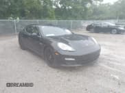 ✅ 2010 Porsche Panamera S • VIN: WP0AB2A75AL061219 • Lot: 42527540. Wystawiony na IAAI z przebiegiem 159 876 mil. Bezpłatny archiwum sprzedaży aukcyjnych z USA i szczegółowy raport historii pojazdu na DreamBid. Zdjęcie 1.