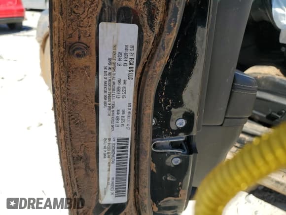 ✅ 2017 Chrysler 300 S Alloy Edition • VIN: 2C3CCABG5HH617748 • Lot: 65248725. Listed on Copart with 97,340 mi. Free auction sales archive from the USA and detailed vehicle history report at DreamBid. Image 12.