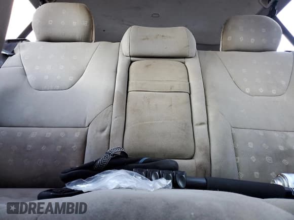 ✅ 2001 Volvo V70 • VIN: YV1SW61R011116151 • Lot: 82431115. Listed on Copart with 187,260 mi. Free auction sales archive from the USA and detailed vehicle history report at DreamBid. Image 10.