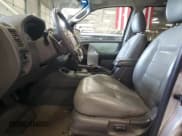 ✅ 2005 Ford Escape XLT • VIN: 1FMYU93155DA15668 • Lot: 57213355. Listed on Copart with 194,147 mi. Free auction sales archive from the USA and detailed vehicle history report at DreamBid. Image 7.