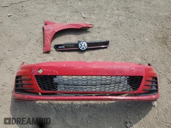 ✅ 2015 Volkswagen Golf GTI SE • VIN: 3VW4T7AU2FM032521 • Lot: 68875585. Listed on Copart with 133,005 mi. Free auction sales archive from the USA and detailed vehicle history report at DreamBid. Image 12.