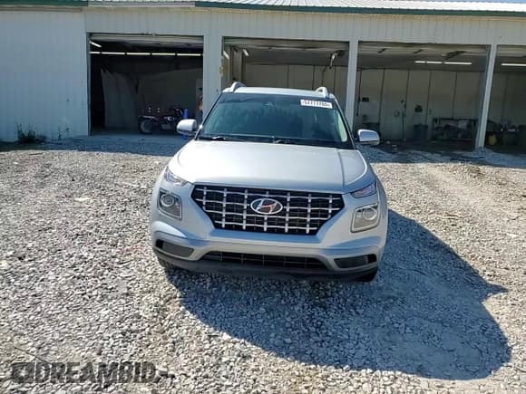 ✅ 2021 Hyundai Venue SEL • VIN: KMHRC8A39MU120640 • Lot: 57777765. Listed on Copart with 11,505 mi. Free auction sales archive from the USA and detailed vehicle history report at DreamBid. Image 14.