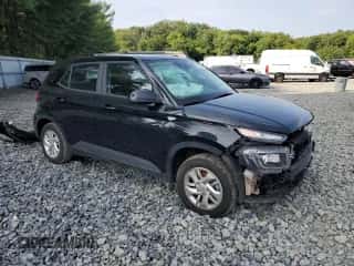 2021 Hyundai Venue SE z VIN KMHRB8A30MU069323, wystawiony jako Copart lot #68531914 z przebiegiem 59 533 mil mil oraz Szkoda całkowita • Salvage title. Historia ofert i sprzedaży dostępna na DreamBid. Obrazek 4.