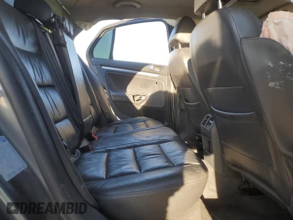 ✅ 2006 Volkswagen Jetta 1.9L TDI • VIN: 3VWDT71K46M777401 • Lot: 90987835. Listed on Copart with 291,426 mi. Free auction sales archive from the USA and detailed vehicle history report at DreamBid. Image 10.