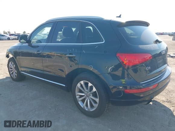 ✅ 2015 Audi Q5 Premium • VIN: WA1CFAFP2FA144815 • Lot: 43332461. Wystawiony na IAAI z przebiegiem 109 667 mil. Bezpłatny archiwum sprzedaży aukcyjnych z USA i szczegółowy raport historii pojazdu na DreamBid. Zdjęcie 3.