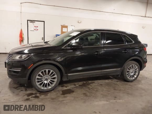 ✅ 2015 Lincoln MKC • VIN: 5LMCJ2A97FUJ47266 • Lot: 42670166. Wystawiony na IAAI z przebiegiem 108 655 mil. Bezpłatny archiwum sprzedaży aukcyjnych z USA i szczegółowy raport historii pojazdu na DreamBid. Zdjęcie 14.