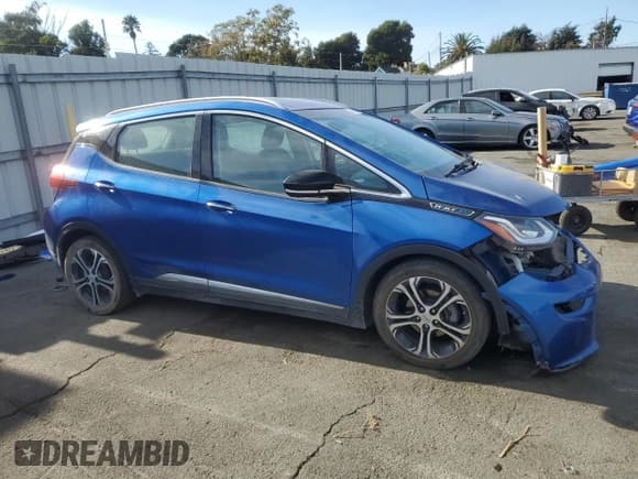 ✅ 2017 Chevrolet Bolt EV Premier • VIN: 1G1FX6S00H4167851 • Lot: 75356614. Wystawiony na Copart z przebiegiem 70 849 mil. Bezpłatny archiwum sprzedaży aukcyjnych z USA i szczegółowy raport historii pojazdu na DreamBid. Zdjęcie 4.